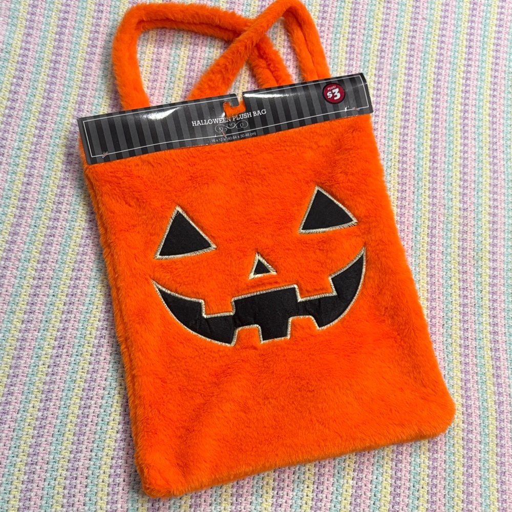 NWT Halloween Plush Orange Fuzzy Pumpkin Face Bag Home Decor -  Size 16" X 12" !